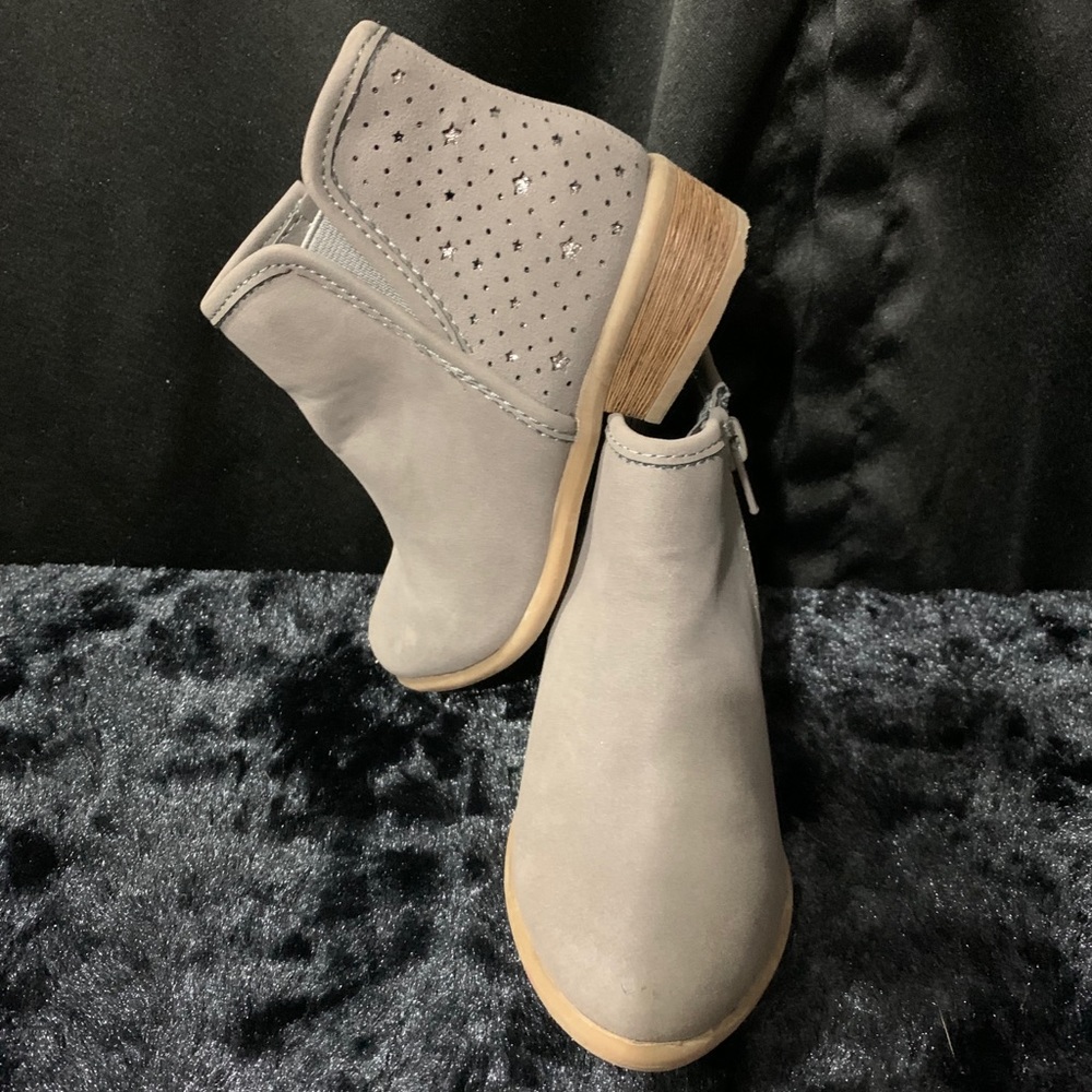 Kids Wonder Nation Grey Size 9 Faux Suede Boots